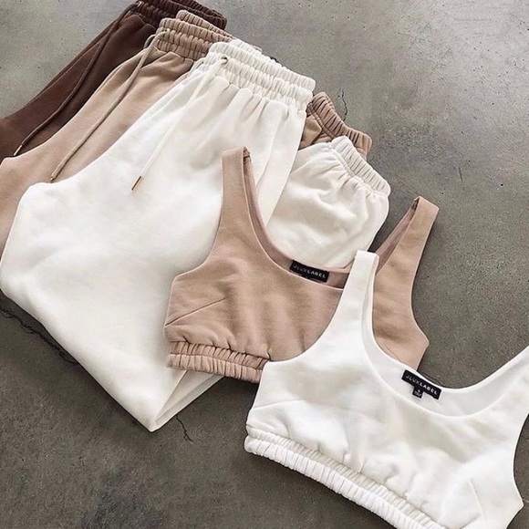 Coordinate Jogger Set - Picture 3 of 3